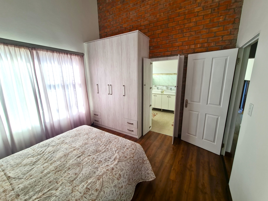 4 Bedroom Property for Sale in Noorsekloof Eastern Cape